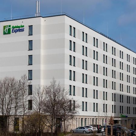 Holiday Inn Express - Munich North By Ihg ภายนอก รูปภาพ