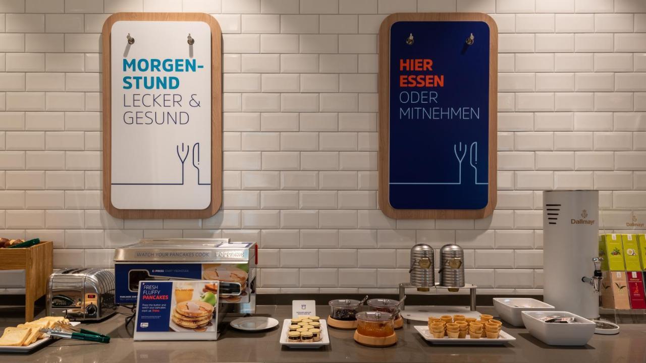 Holiday Inn Express - Munich North By Ihg ภายนอก รูปภาพ