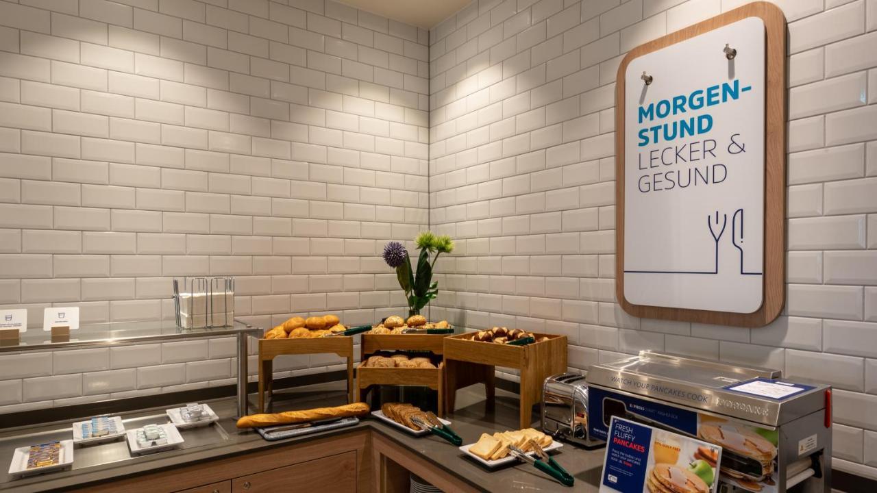 Holiday Inn Express - Munich North By Ihg ภายนอก รูปภาพ
