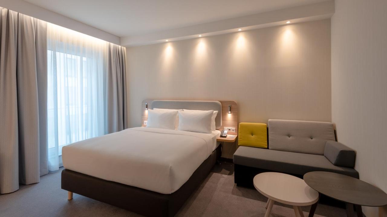 Holiday Inn Express - Munich North By Ihg ภายนอก รูปภาพ
