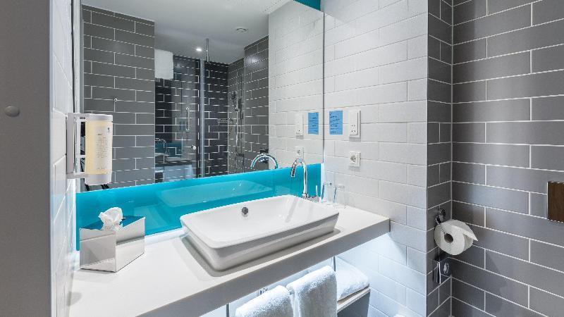 Holiday Inn Express - Munich North By Ihg ภายนอก รูปภาพ