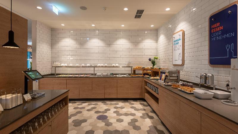 Holiday Inn Express - Munich North By Ihg ภายนอก รูปภาพ
